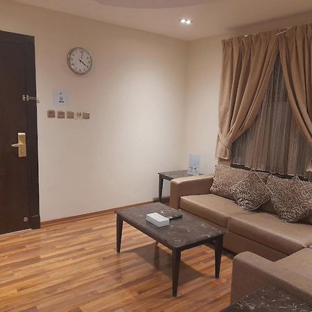 Aswar Hotel Suites Ель-Хубар Екстер'єр фото